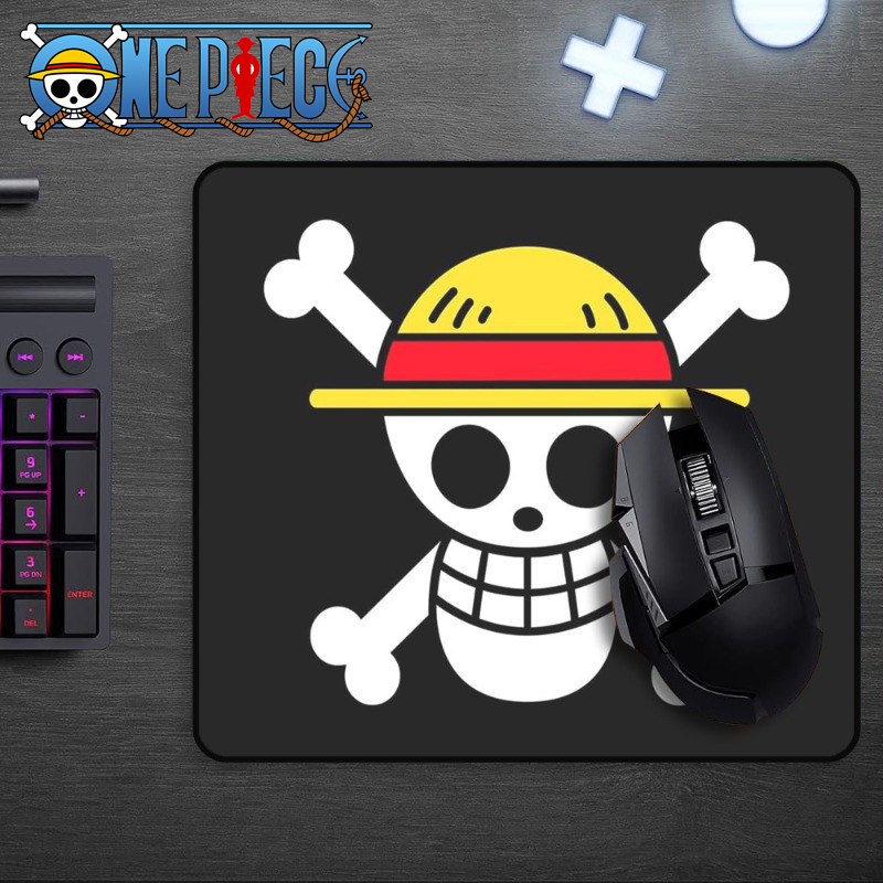 Laptop Accessories Table - Cartoon One Piece Ruffy Schädel Mauspad